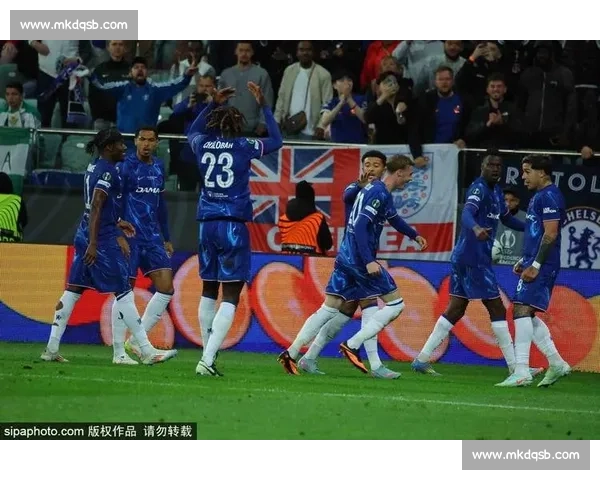 8 分钟 3 球!切尔西加时狂飙 4-1 逆转本菲卡,雷暴夜诞生世俱杯八强第二席 8 分钟 3 球!切尔西加时狂飙 4-1 逆转本菲卡,雷暴夜诞生世俱杯八强第二席