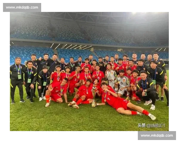 国足东亚杯名单大换血!12 人出局 + 00 后占半壁江山,青春风暴正式开启 国足东亚杯名单大换血!12 人出局 + 00 后占半壁江山,青春风暴正式开启